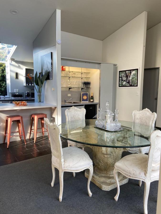 Maison Blue - Chic Inner City Townhouse Napier Ngoại thất bức ảnh