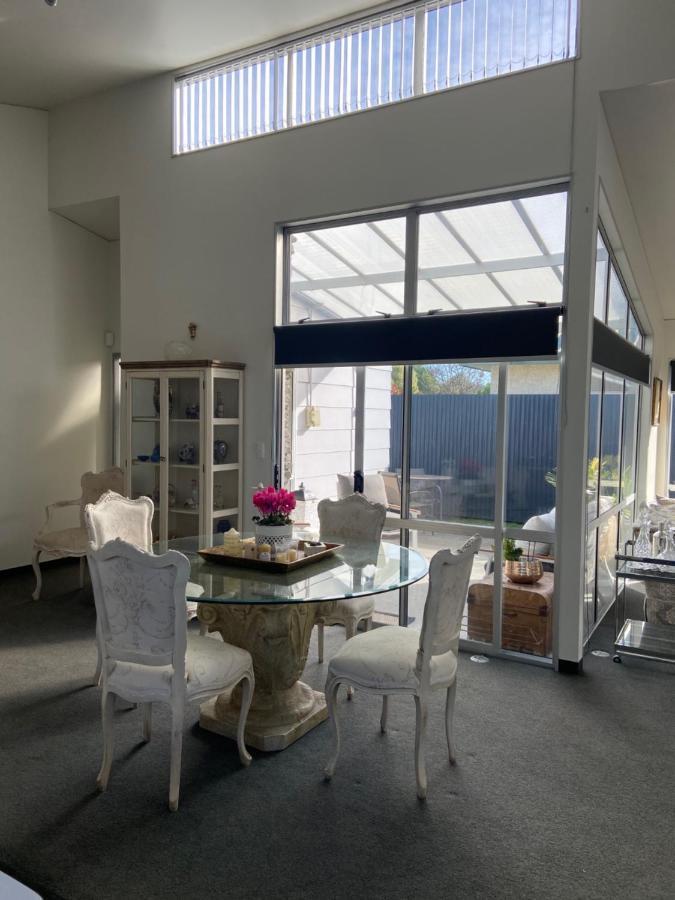 Maison Blue - Chic Inner City Townhouse Napier Ngoại thất bức ảnh